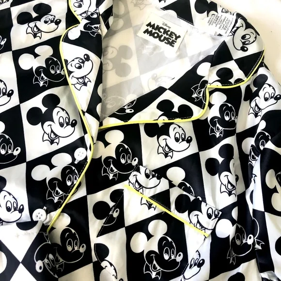 Disney Mickey Black & White Diamond Pajamas Sleep Set Top & Shorts - NEW - Picture 3 of 4